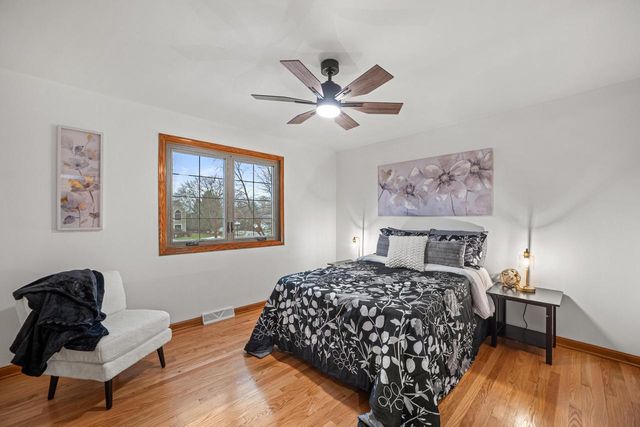 3504 Canada Goose CROSSING, Racine, WI 53403