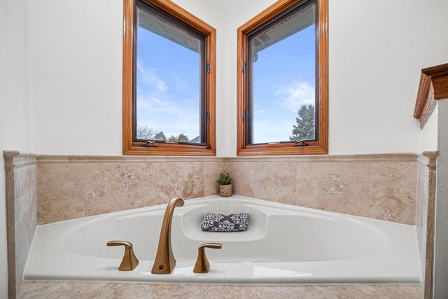 3504 Canada Goose CROSSING, Racine, WI 53403