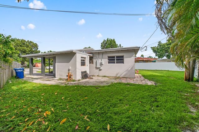 371 Kentucky Avenue, Fort Lauderdale, FL 33312