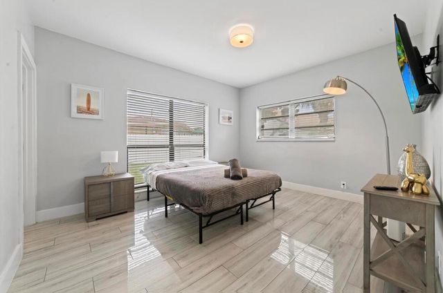 371 Kentucky Avenue, Fort Lauderdale, FL 33312