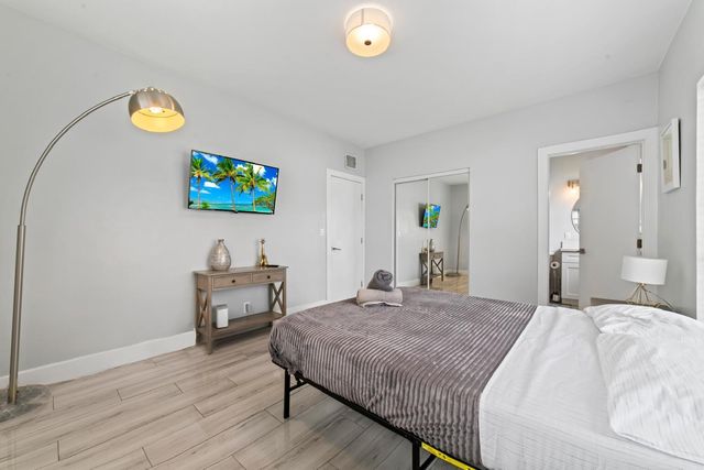 371 Kentucky Avenue, Fort Lauderdale, FL 33312