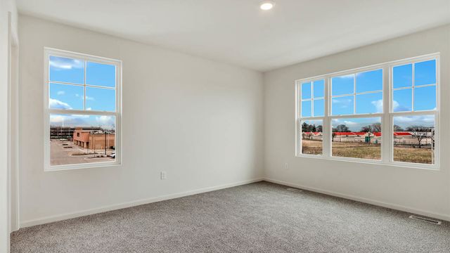2046 Yellowstone Boulevard, Mundelein, IL 60060