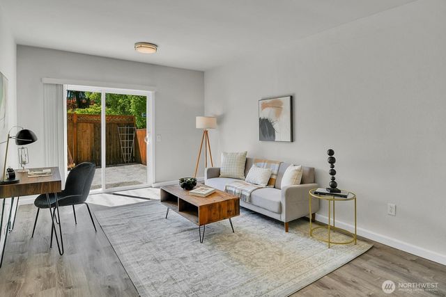 8305 214th Place SW, Edmonds, WA 98026