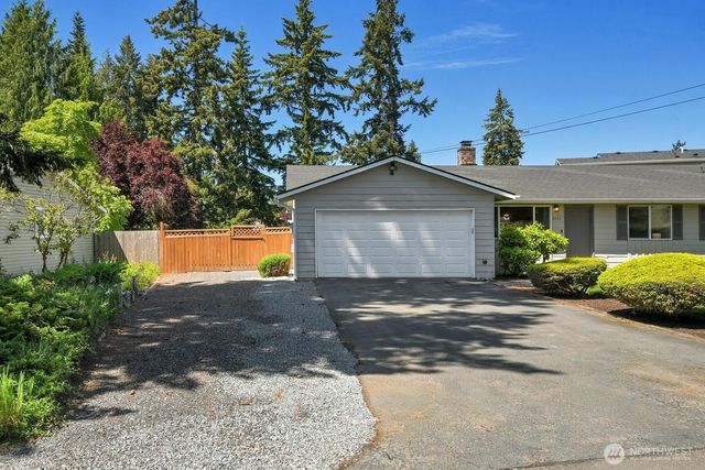 8305 214th Place SW, Edmonds, WA 98026