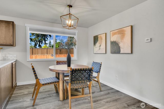 8305 214th Place SW, Edmonds, WA 98026