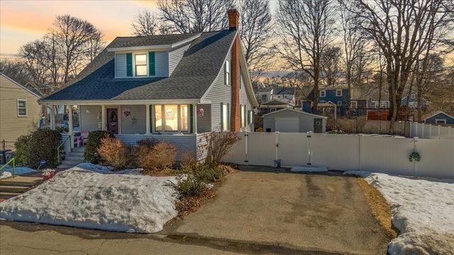 22 Blueridge Ave, Saugus, MA 01906