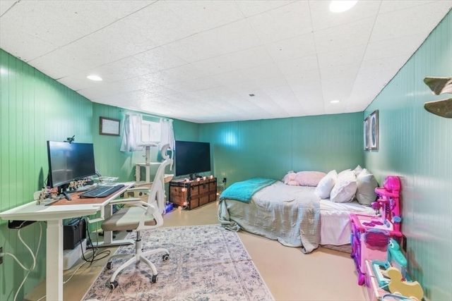 22 Blueridge Ave, Saugus, MA 01906