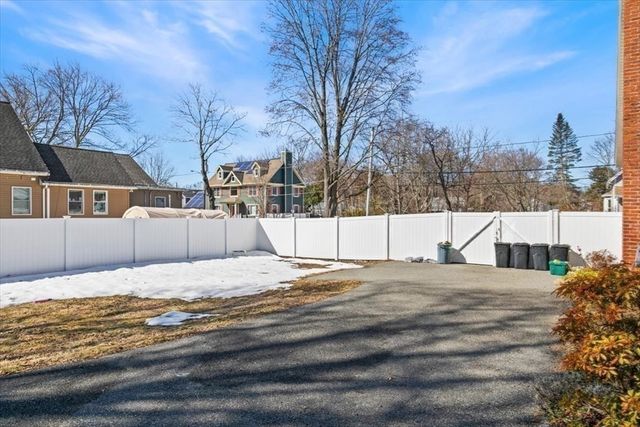 22 Blueridge Ave, Saugus, MA 01906