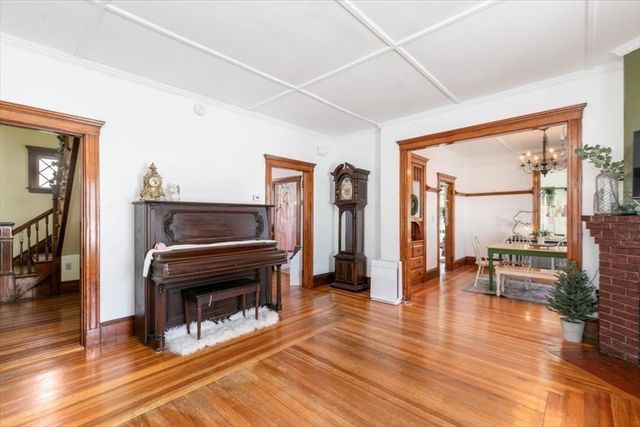 22 Blueridge Ave, Saugus, MA 01906