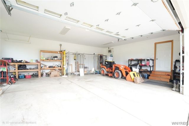 12835 Whitney Road, Holland, NY 14080