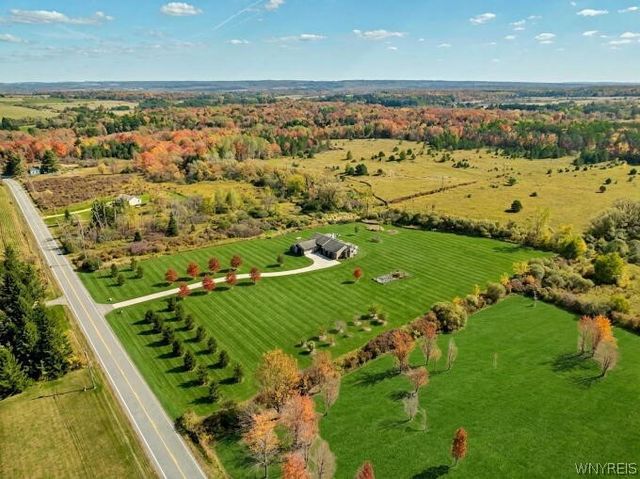 12835 Whitney Road, Holland, NY 14080