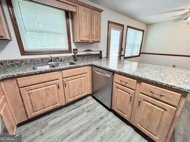 7040 Sand Wedge Circle NW, Kennesaw, GA 30144