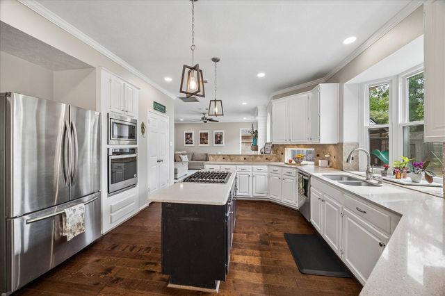 4410 Pine Breeze Drive, Kingwood, TX 77345