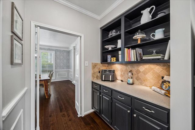 4410 Pine Breeze Drive, Kingwood, TX 77345