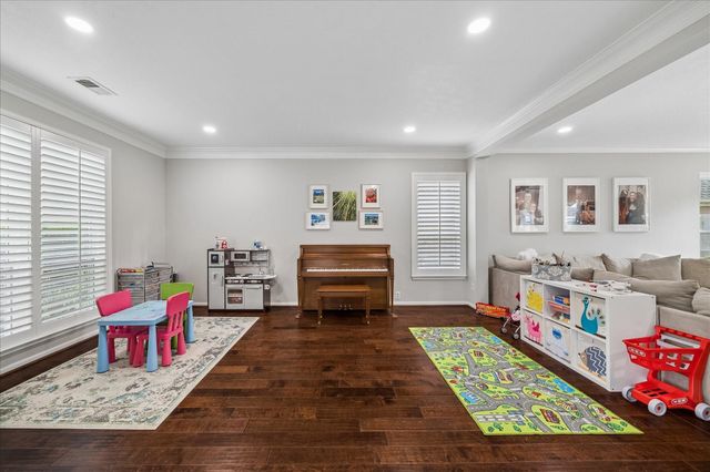 4410 Pine Breeze Drive, Kingwood, TX 77345