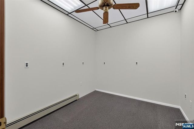 521 Valley Brook Avenue, Lyndhurst, NJ 07071