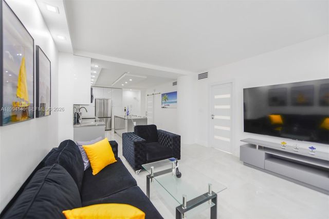 1980 S Ocean Dr 20K, Hallandale Beach, FL 33009