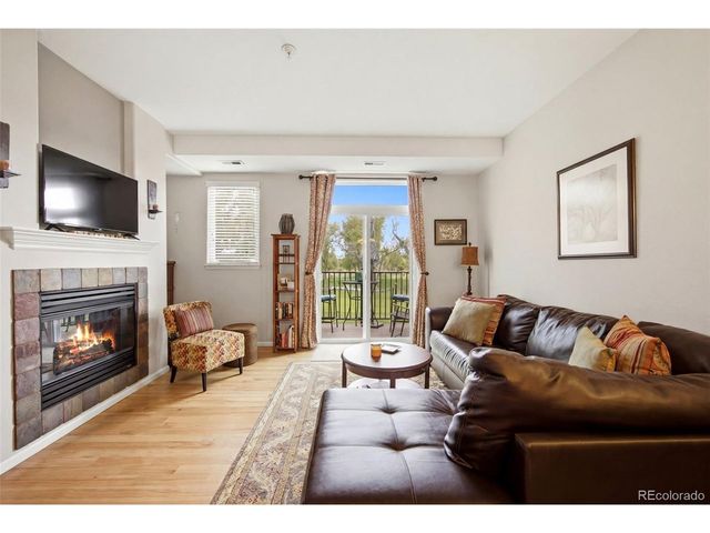 2945 W Riverwalk Cir A, Littleton, CO 80123