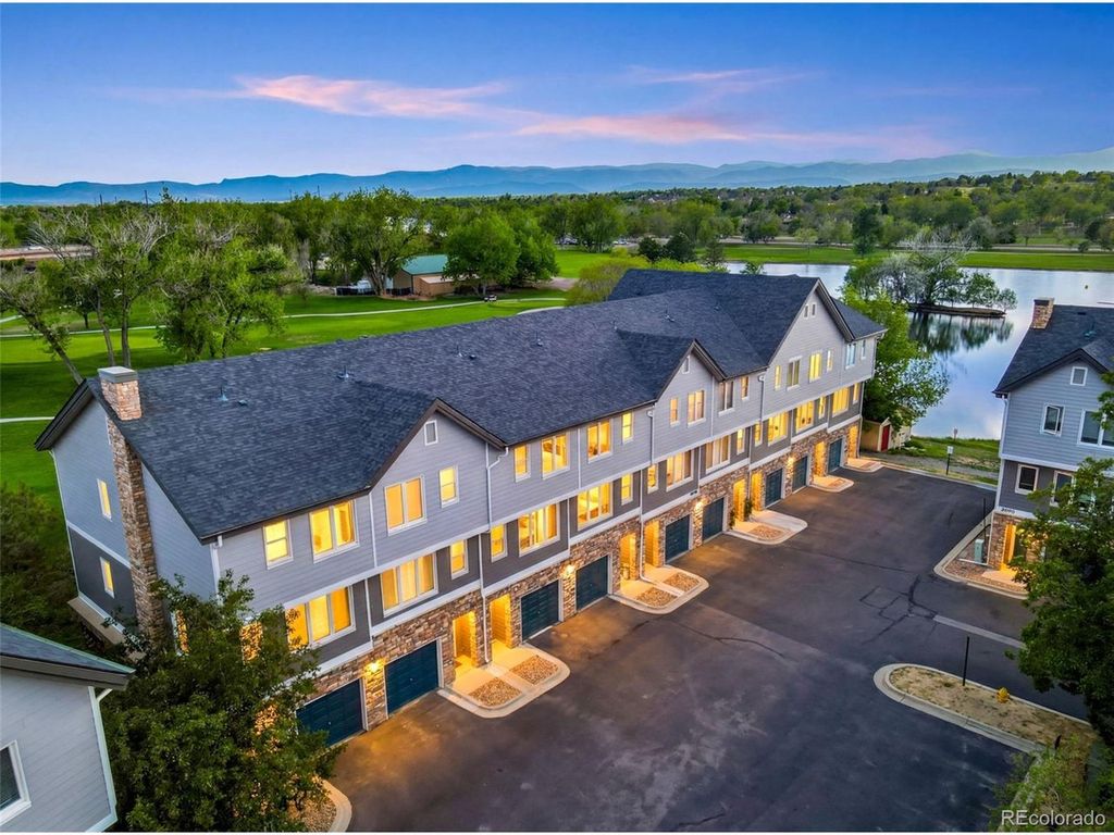 2945 W Riverwalk Cir A, Littleton, CO 80123