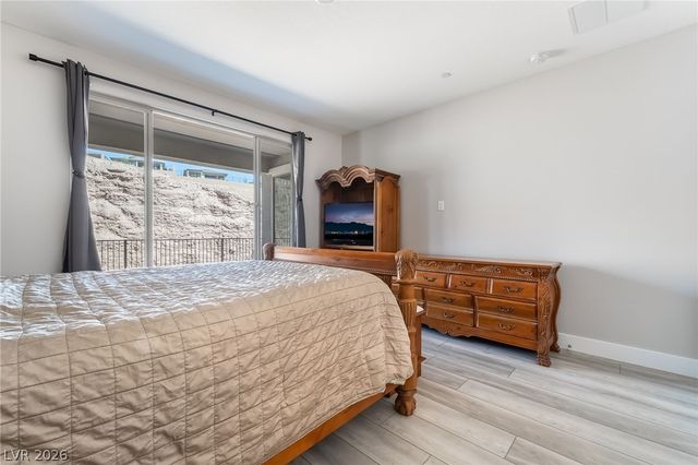 76 Crimson Cactus Avenue, Henderson, NV 89011