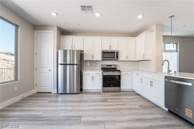 76 Crimson Cactus Avenue, Henderson, NV 89011