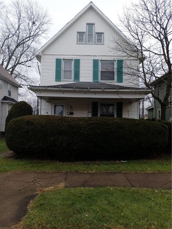 269 Baldwin Ave, Sharon, PA 16146