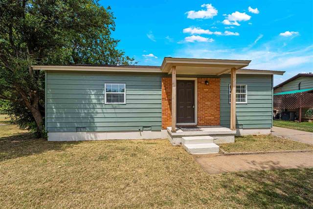 927 SW 36th St, Lawton, OK 73505