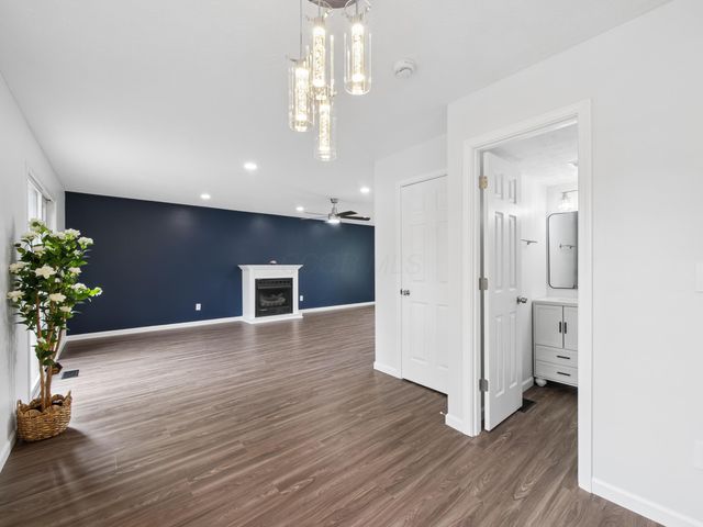 2080 Sondra Lane, Grove City, OH 43123