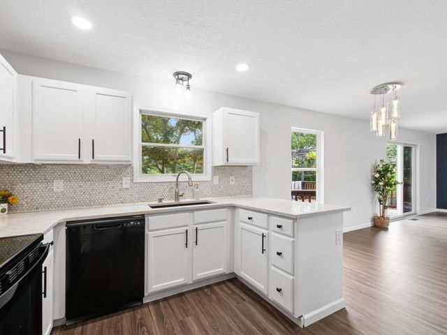 2080 Sondra Lane, Grove City, OH 43123