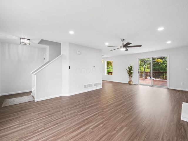 2080 Sondra Lane, Grove City, OH 43123