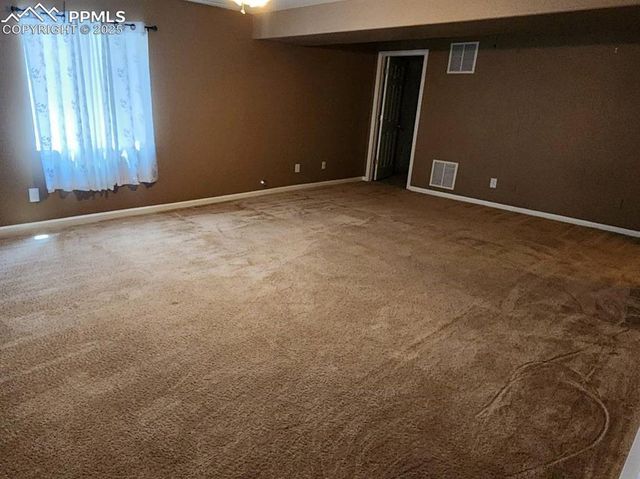 7487 Farmcrest Road, Colorado Springs, CO 80925