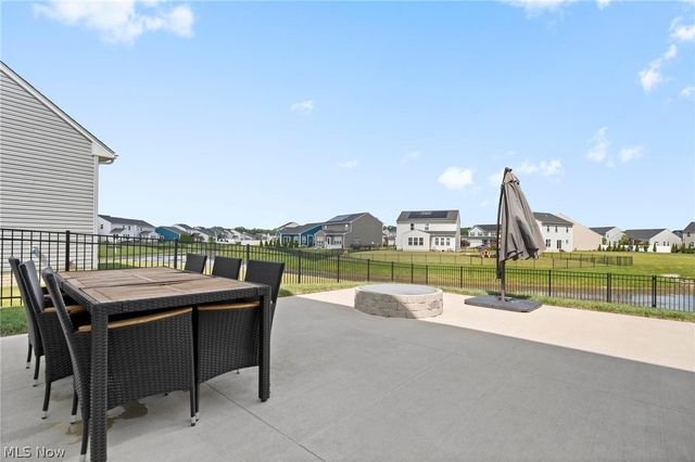 6872 Hatching Way, North Ridgeville, OH 44039