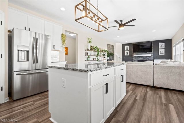 6872 Hatching Way, North Ridgeville, OH 44039