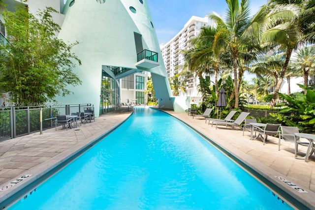 6000 Collins Ave 108, Miami Beach, FL 33140