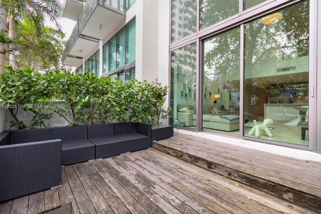 6000 Collins Ave 108, Miami Beach, FL 33140