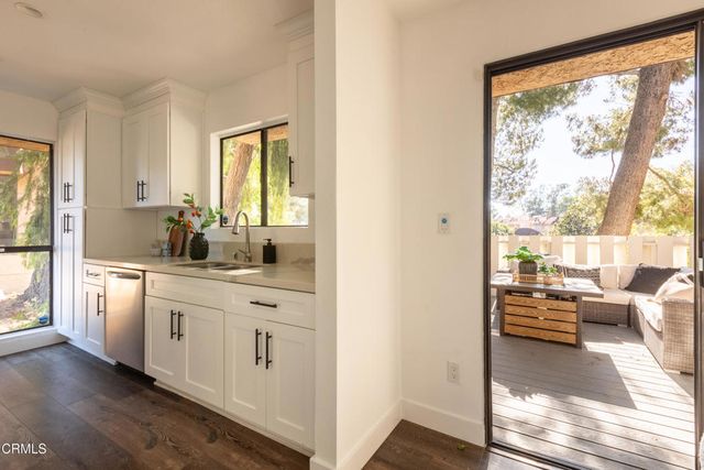 606 Vallejo Villas Street, Los Angeles, CA 90042