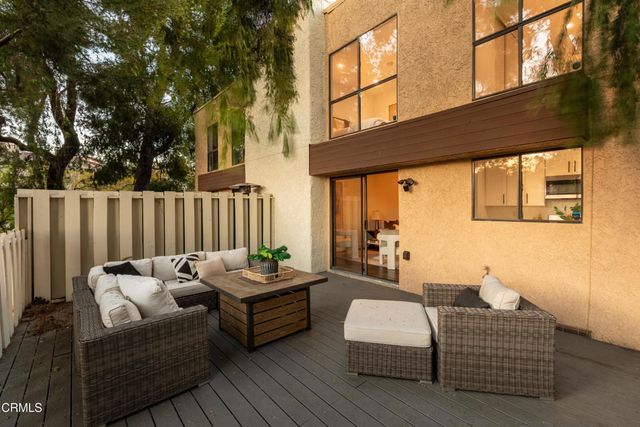 606 Vallejo Villas Street, Los Angeles, CA 90042