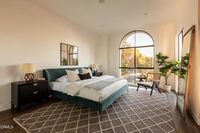 606 Vallejo Villas Street, Los Angeles, CA 90042