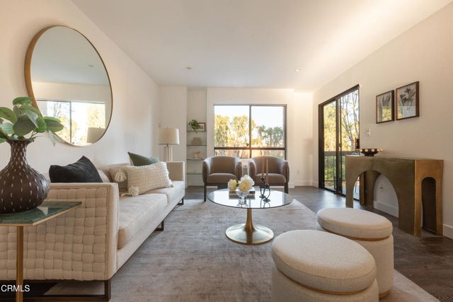 606 Vallejo Villas Street, Los Angeles, CA 90042