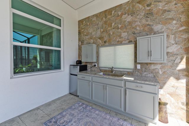 11160 SW Lunata Way, Port St Lucie, FL 34987