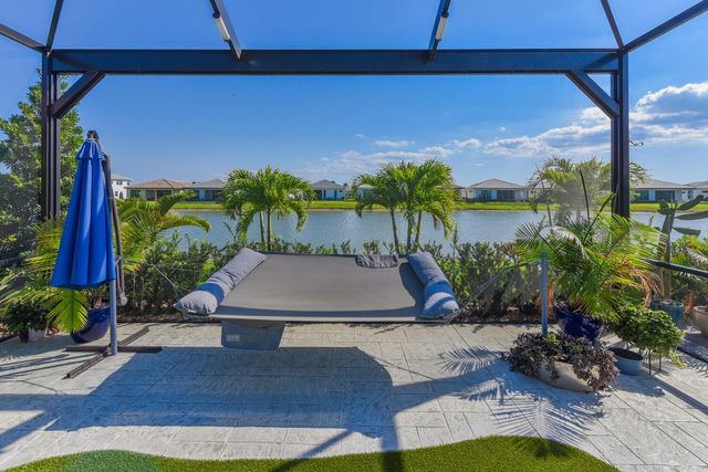 11160 SW Lunata Way, Port St Lucie, FL 34987