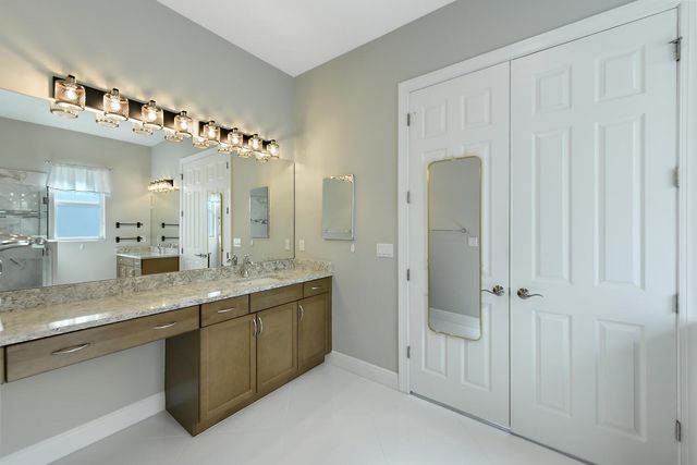 11160 SW Lunata Way, Port St Lucie, FL 34987