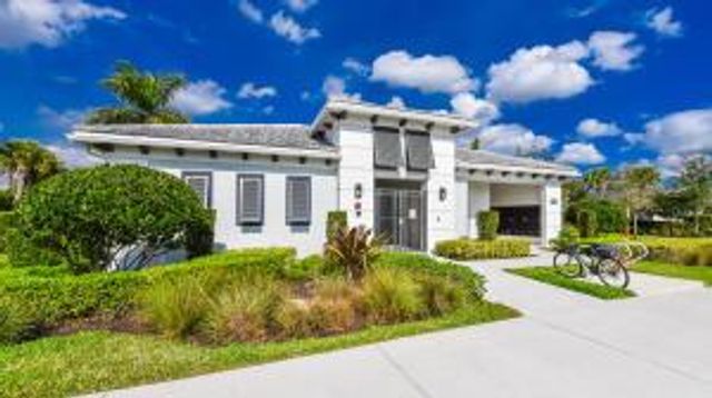 11160 SW Lunata Way, Port St Lucie, FL 34987