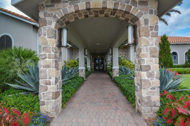 11160 SW Lunata Way, Port St Lucie, FL 34987