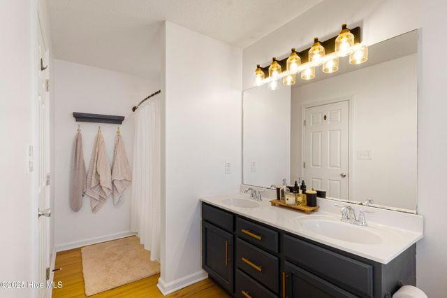 305 Murphy Drive, Jacksonville, NC 28540