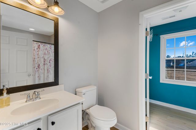 305 Murphy Drive, Jacksonville, NC 28540