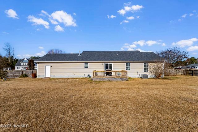 305 Murphy Drive, Jacksonville, NC 28540