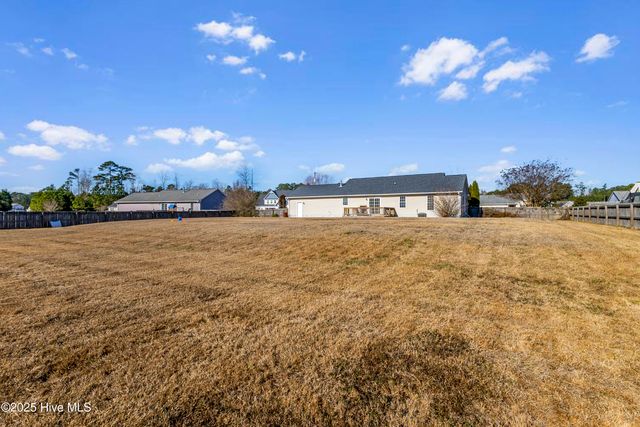 305 Murphy Drive, Jacksonville, NC 28540