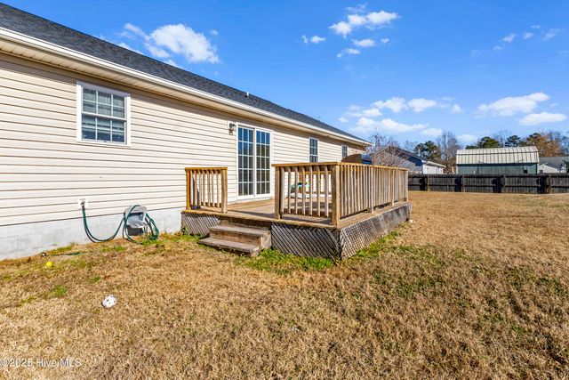 305 Murphy Drive, Jacksonville, NC 28540