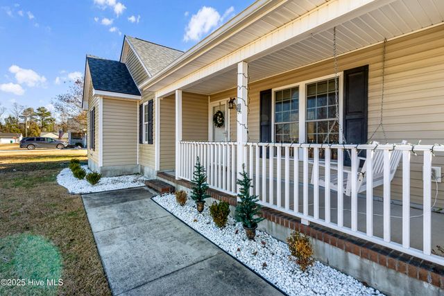 305 Murphy Drive, Jacksonville, NC 28540